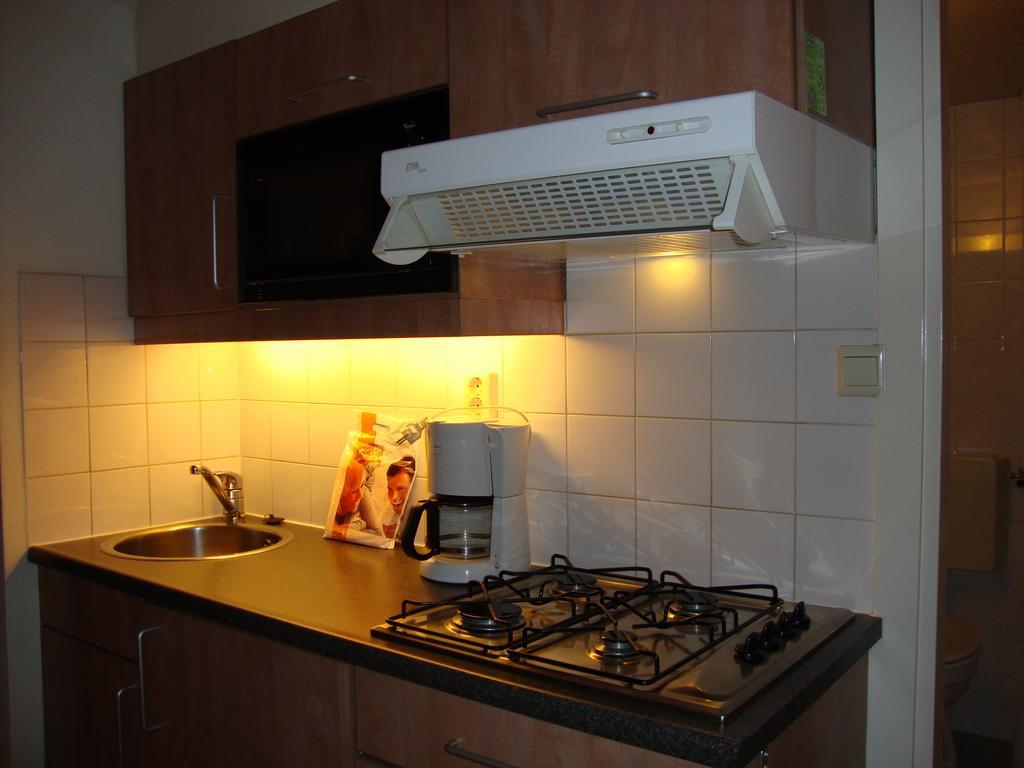 Vakantiepark De Berkenhorst Kootwijk Номер фото